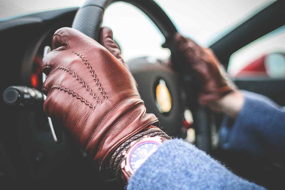 http://thewonderofwooddorset.co.uk/wp-content/uploads/2017/05/gloves-highlight.jpg